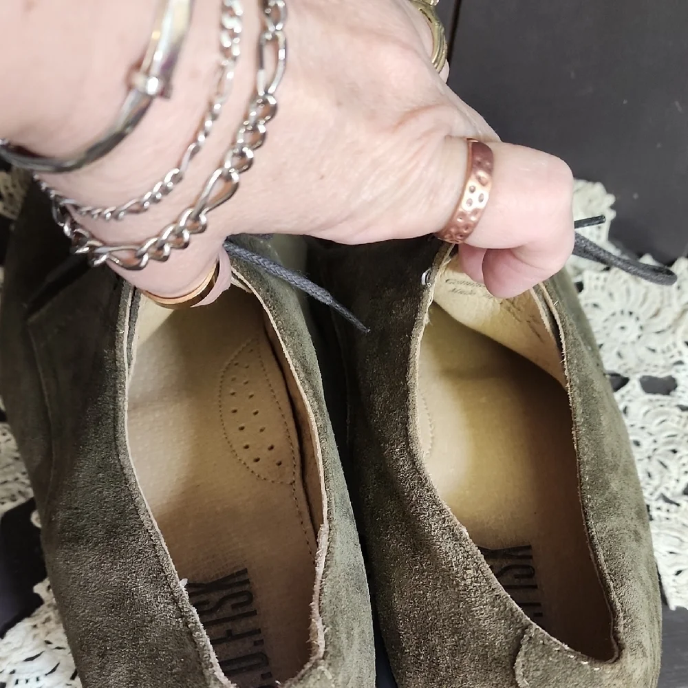 Elegant Olive Suede Men's Oxfords